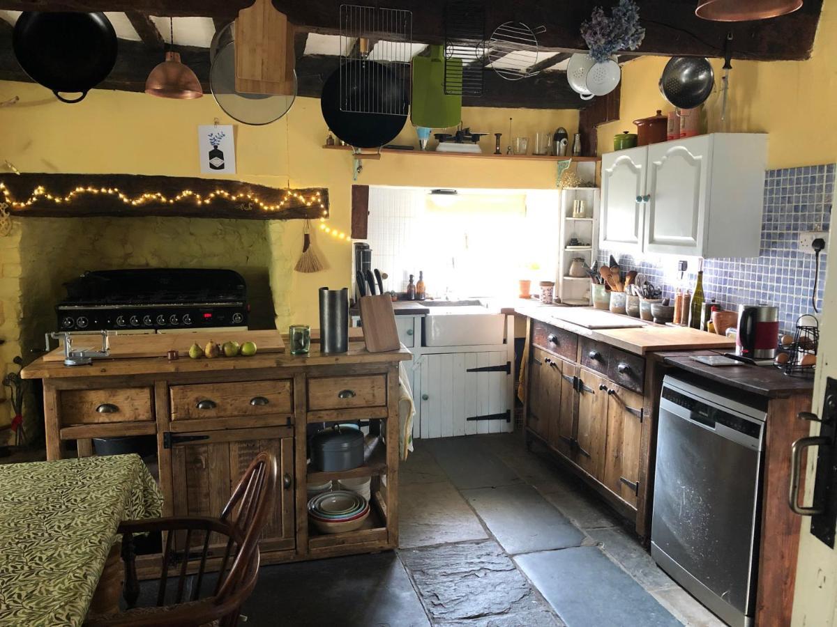 Ynyswen Bed & Breakfast Nantgaredig Екстер'єр фото